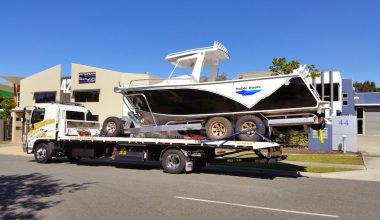 Gold Coast Light and Heavy with Boat