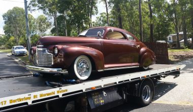 Gold Coast Towing with a Hot Rod