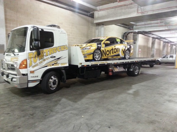 Gold Coast Towing with a Race Car